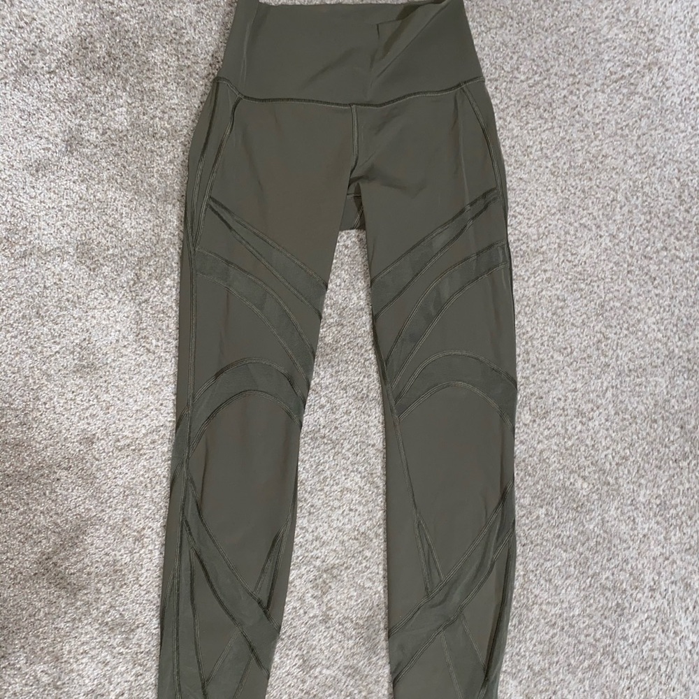 Lululemon Wunder Under Luxtreme